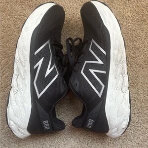 New Balance 880 Black and White Running Shoes 7.5